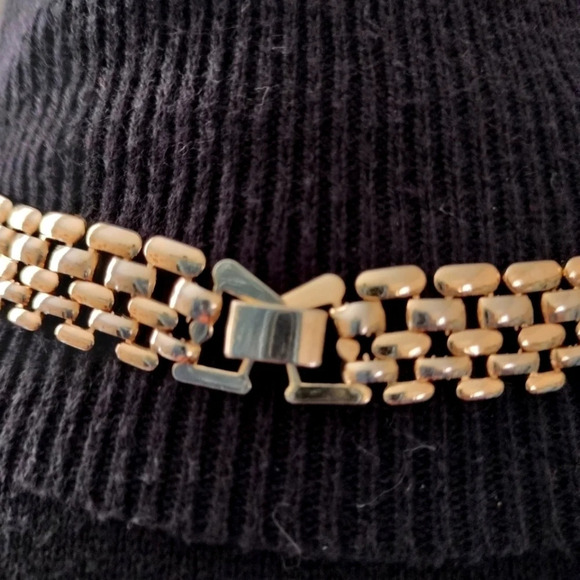 Gold tone Statement Fashion Necklace Retro Style Vintage - Picture 4 of 7